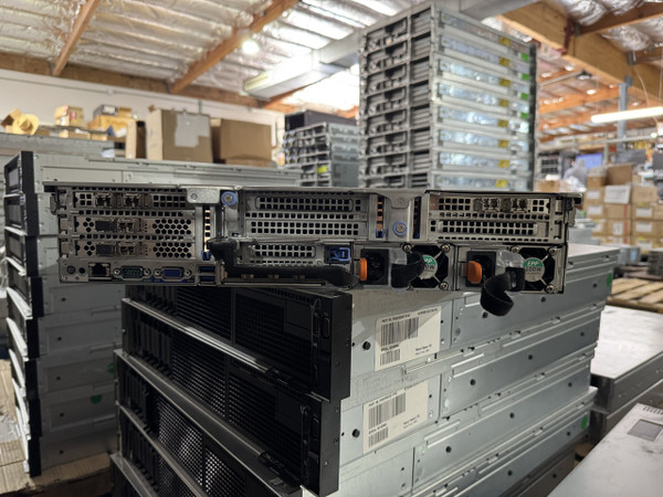 Dell PowerEdge R740 2U 8x SFF H740P RAID DDR4 LGA3647 Dual Socket CTO