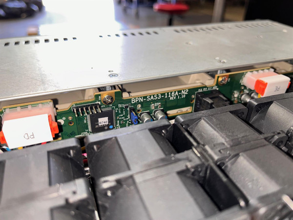Supermicro 1U 10 Bay X11DDW-NT JBOF 2x Xeon 6130 64GB DDR4
