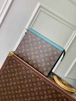 Louis Vuitton Pochette Voyage MM Bag M12816