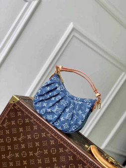 Louis Vuitton Pochette Valley, M13571 Monogram Denim