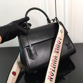 Louis Vuitton M41312 Cluny BB Bag Epi Leather Black