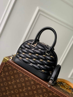 Louis Vuitton Alma BB M24153 Black Lamb leather Gold Hardware