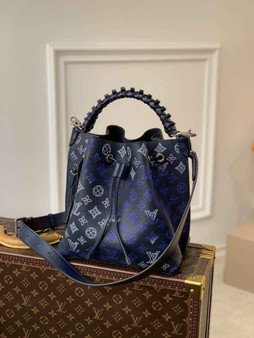Louis Vuitton Muria Bucket Bag M59554 - Blue Leather Handbag - Default Title - View 1