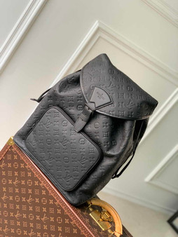 Louis Vuitton Montsouris Backpack M23127 Monogram Leather