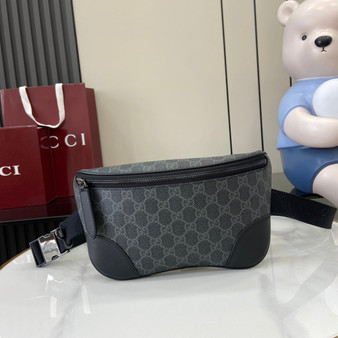 Gucci GG Emblem medium belt bag 821162 in black fabric