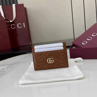 Gucci GG Marmont card case �?43127 in brown leather