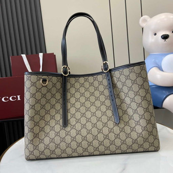 Gucci GG Emblem large tote bag 815213 in black fabric