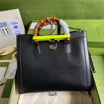 Gucci 655658 Diana medium top handle bag Black leather