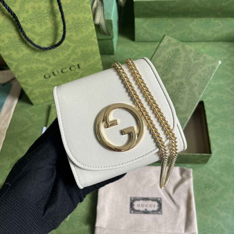 Gucci 725219 Blondie medium chain wallet in white leather
