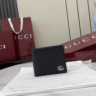 Gucci GG Marmont bi-fold wallet 835047 in Black leather