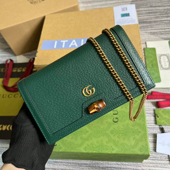 Gucci 696817 Diana mini bag with bamboo Green leather - Default Title - View 1