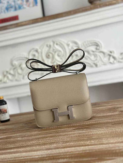 Hermes Constance Epsom Leather 19cm Silver Light Gray H082250 - Default Title - View 1