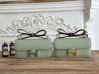 Hermès Constance bag in Light Green Epsom leather H382654 - Gold - View 1