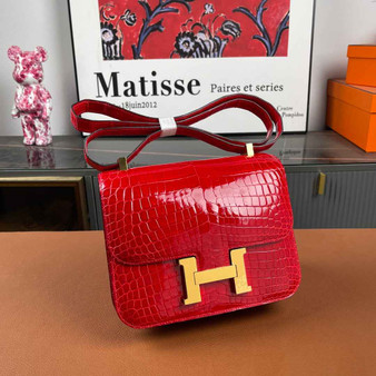Hermes Constance Crocodile Leather Bag Red Gold H282281 - 19cm - View 1