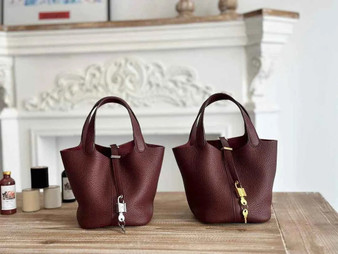 Hermès Picotin Lock 18 pocket bag Togo Leather Wine Red H9352005 - silver - View 1