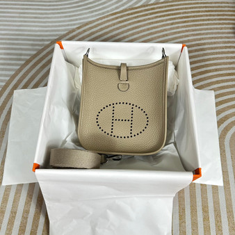 Hermes Evelyne III 17 Light Gray Togo Leather Bag Silver H5603 - Default Title - View 1