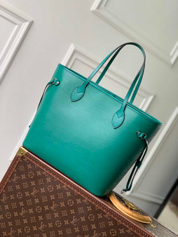 Louis Vuitton Neverfull MM Bag M12195 Green Epi grained leather