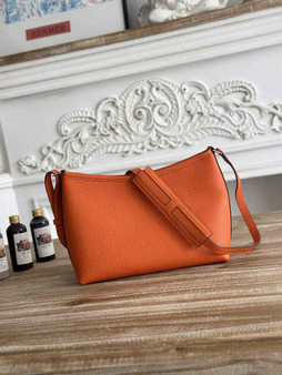Hermes Berlingot Bag Leather H267902 - Default Title - View 1