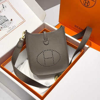Hermes Mini Evelyne 16 Bag in Taurillon Clemence Leather H069448 - Default Title - View 1