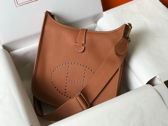 Hermès Evelyne III 29 Taurillon Clemence Bag Half Hand Camel Gold - Default Title - View 1