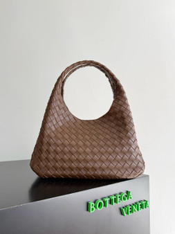 Bottega Veneta Medium Campana Bag 844249 in Brown