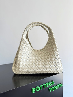 Bottega Veneta Medium Campana Bag 844249 in Beige