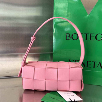 Bottega Veneta BV 729166 Small Brick Cassette In Pink