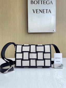 Bottega Veneta Cassette Bag 741451 Cotton Beige Silver