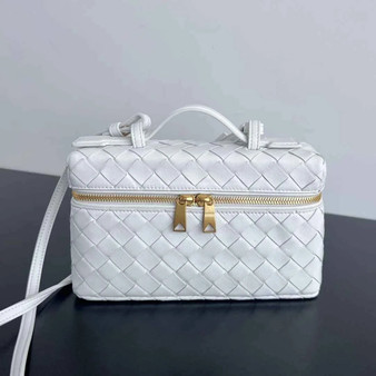 Bottega Veneta Bang Bang Vanity Case 789109 Calfskin white
