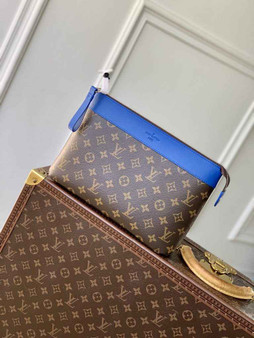 Louis Vuitton Pochette Voyage Souple Bag M13199 Dark Blue