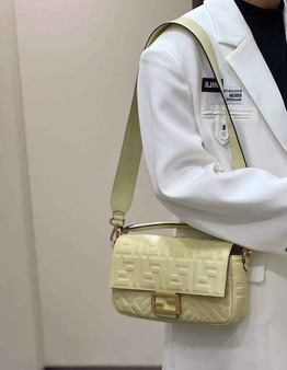 Fendi 8BR600 Baguette Beige nappa leather bag