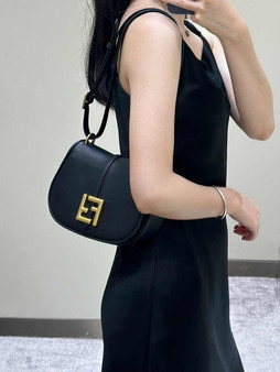 Fendi C’mon Mini 8BS082 Shoulder black leather bag