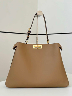 Fendi Peekaboo Soft Large Apricot Leather Bag 8BN358