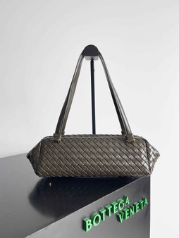 Bottega Veneta Let's go Shoulder Bag 796258 Green Leather