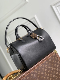 Louis Vuitton Speedy Soft 30 Bag, M29096 Black Cowhide leather