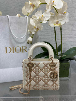 Mini Lady Dior Bag M0505 White Lambskin M915