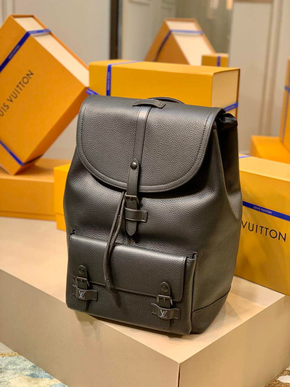 Louis Vuitton M58644 Christopher Slim Backpack Taurillon Leather - 30 x 42 x 17 cm / Black - View 1