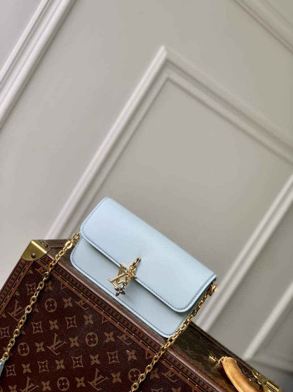 Louis Vuitton Wallet On Chain LV Bloom M14547