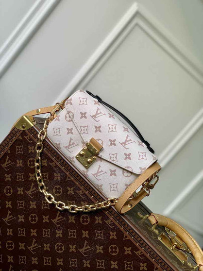 Louis Vuitton Pochette Métis East West M46914 Beige Cowhide-leather trim