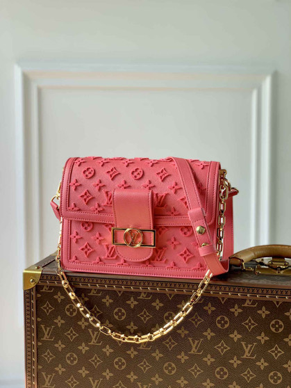 Louis Vuitton M20749 Dauphine MM Shoulder bag Pink