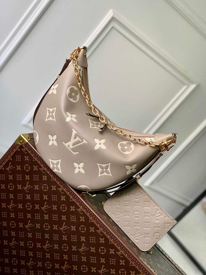 Louis Vuitton Loop Hobo M46738 Dove Gray Monogram Leather