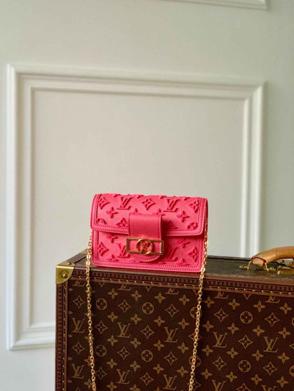 Louis Vuitton M20747 Dauphine Chain Wallet Pink