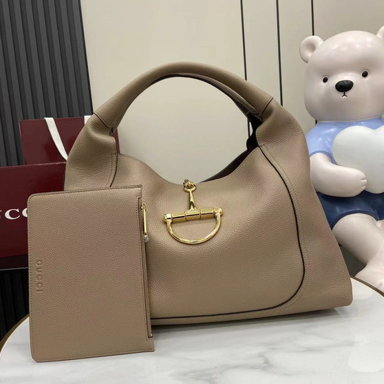 Gucci Softbit maxi shoulder bag, ‎837466 in apricot leather
