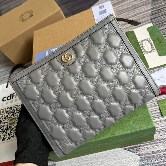 Gucci 723780 GG Matelassé pouch gray
