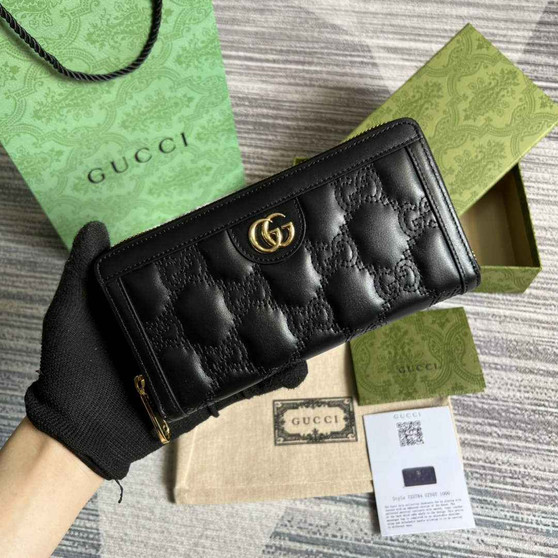 Gucci 723784 GG Matelassé zip-around wallet black leather