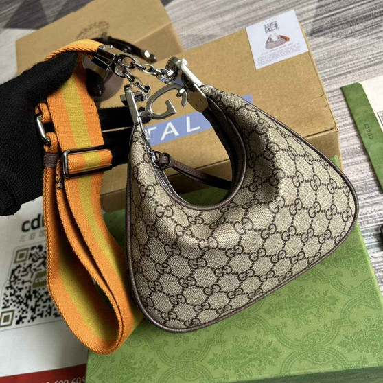 Gucci �?99409 Attache small shoulder bag Beige GG Supreme canvas