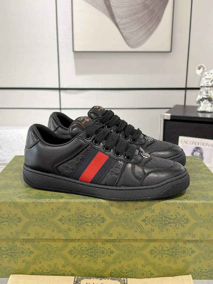 Gucci Screener sneaker �?98785 Black leather