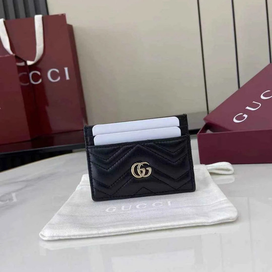 Gucci GG Marmont card case �?43127 in black leather