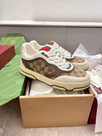 Gucci Re-Web sneaker �?85452 Beige and ebony Original GG canvas