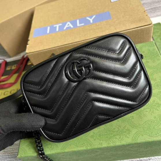 Gucci 634936 GG Marmont mini shoulder bag black